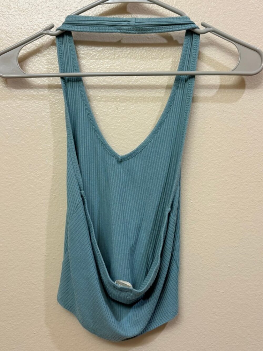 Halter Top - Picture 2 of 3